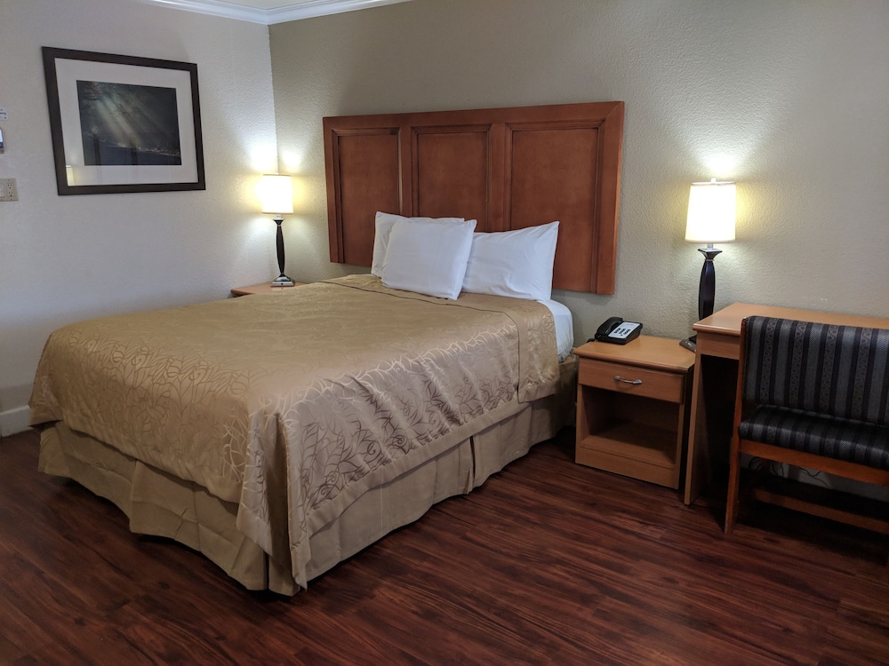 Budget Inn Corcoran Near Tulare CA 43 13/50