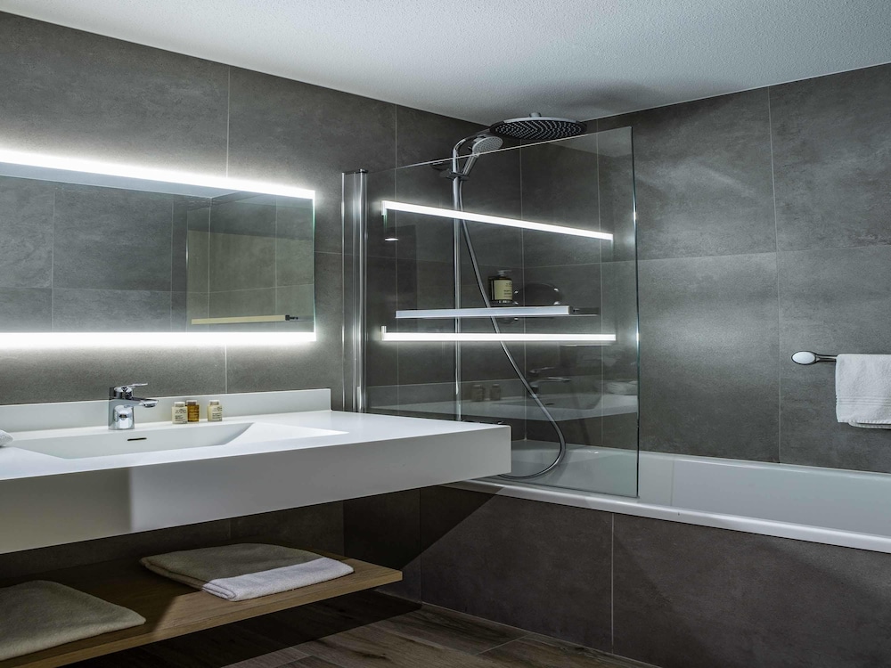 Mercure Vannes Le Port 65/66