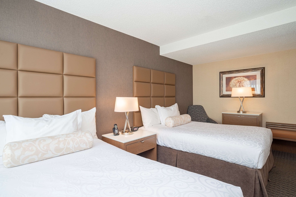 Best Western Premier Chateau Granville Hotel and Suites and Conf. Centre 25/61