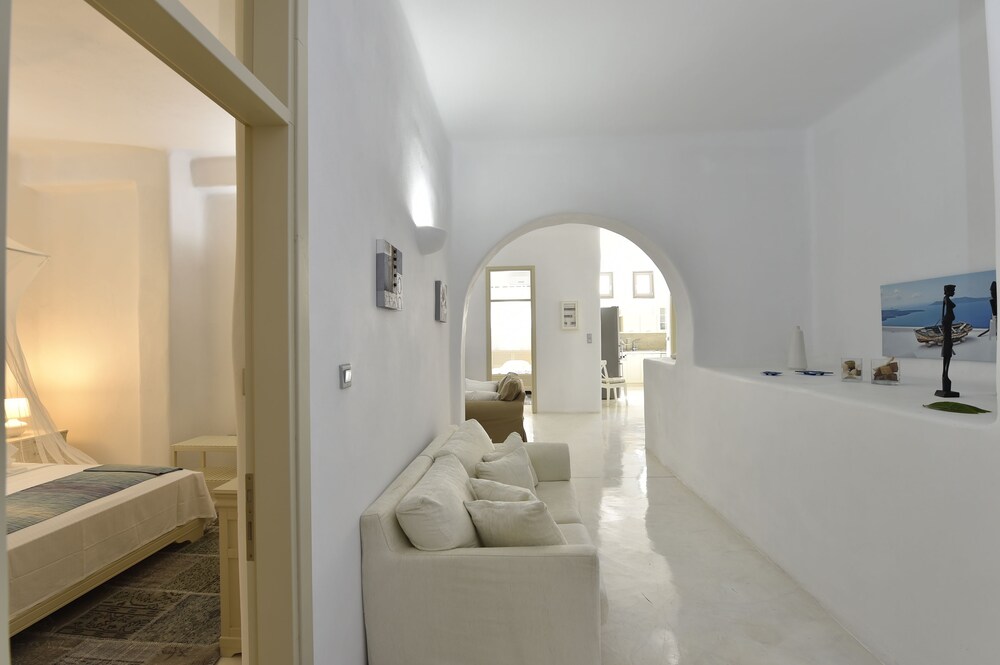 Naoussa Hills Boutique Resort- Adults Only (13+) 6/76
