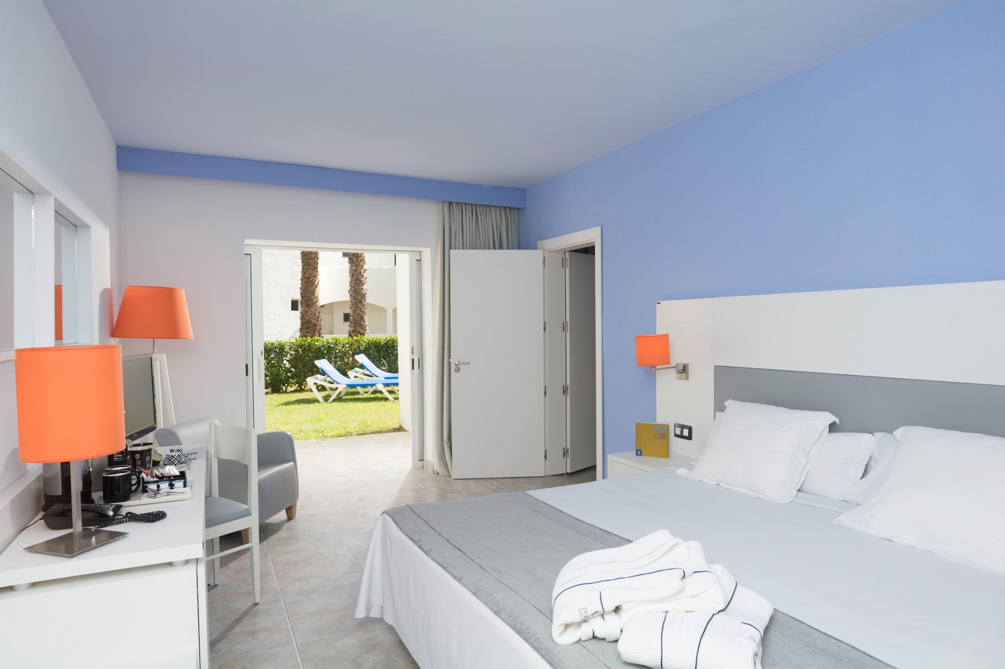 Suite, Queen Bed, Sea View, Adult Only, Balcony