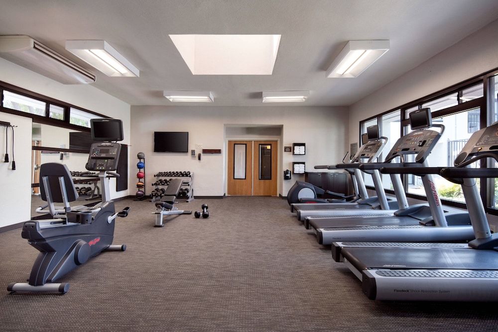 Courtyard by Marriott San Jose Cupertino 25/46