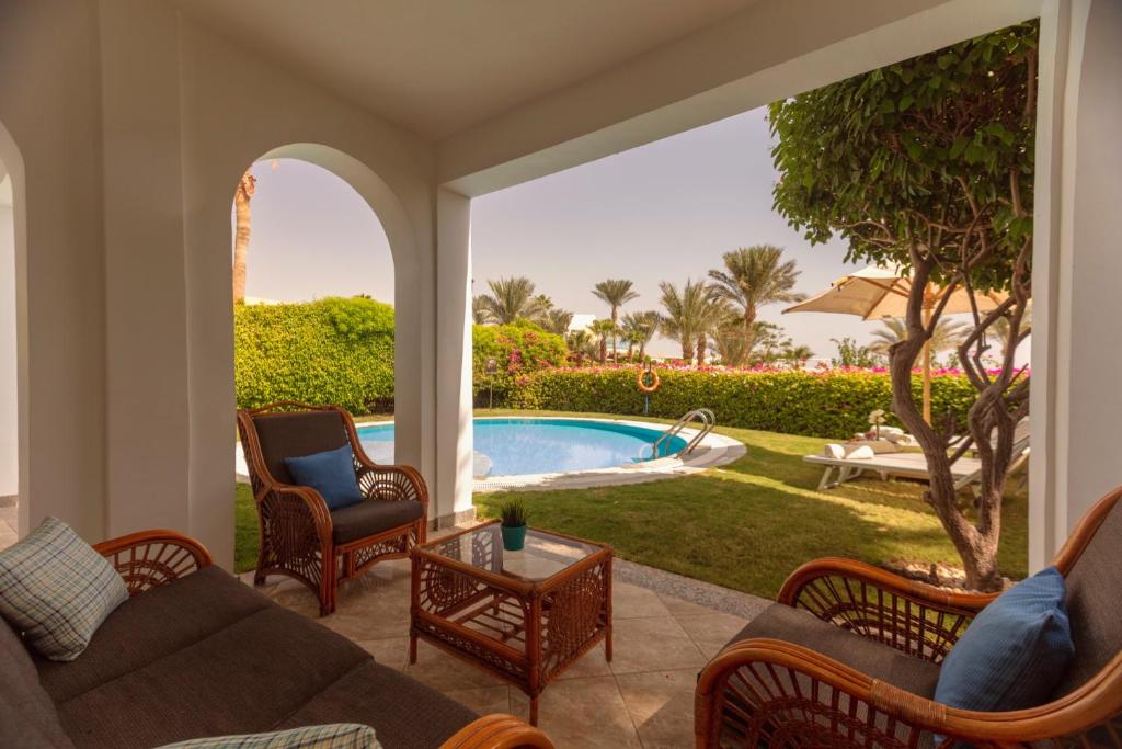 ROYAL SAVOY VILLAS 24/53