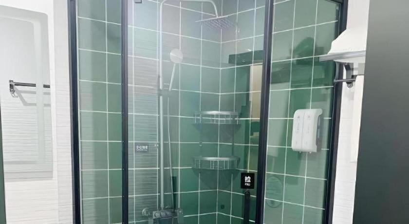 GreenTree Inn Express Xuzhou Pizhou Tiefu Town Bus station 33/33