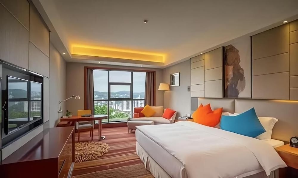 King Maker Grand Hotel 13/49