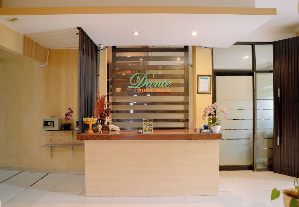 Oyo 612 Dante Guesthouse 9/66