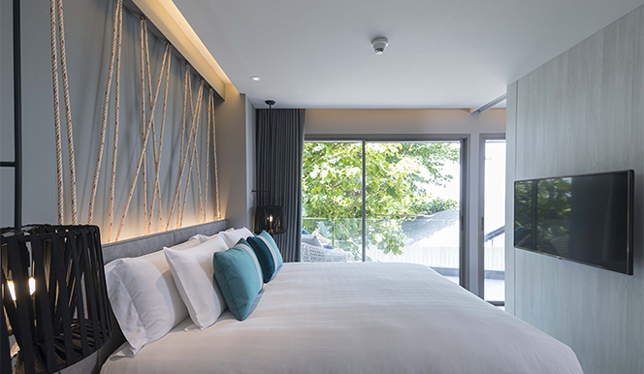 Suite, Sea View