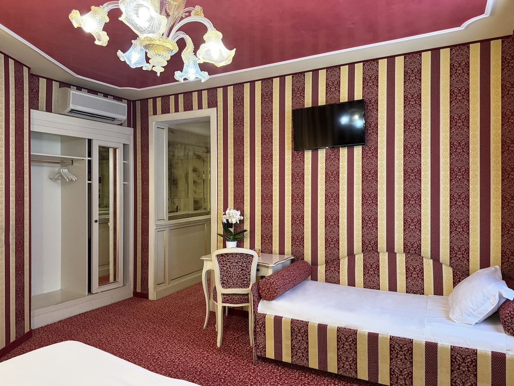 Hotel Alcyone 39/63