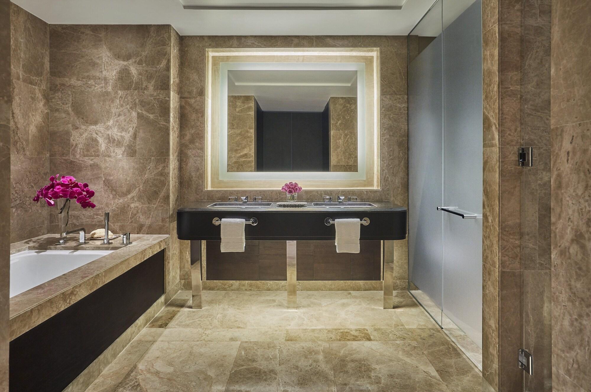 Deluxe, Suite, Garden or Partial Ocean View