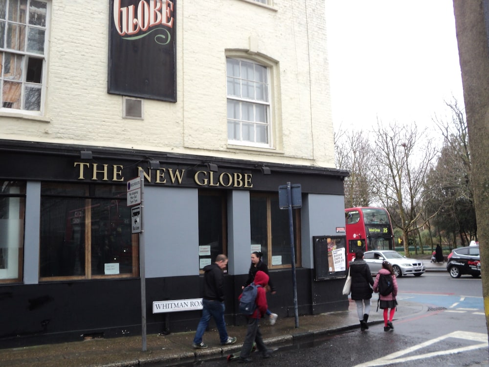 The Cherry Rooms 35/45