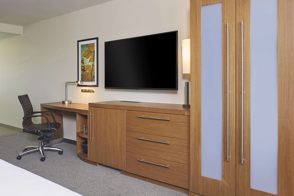 Hyatt Place Toronto Mississauga Centre 48/57