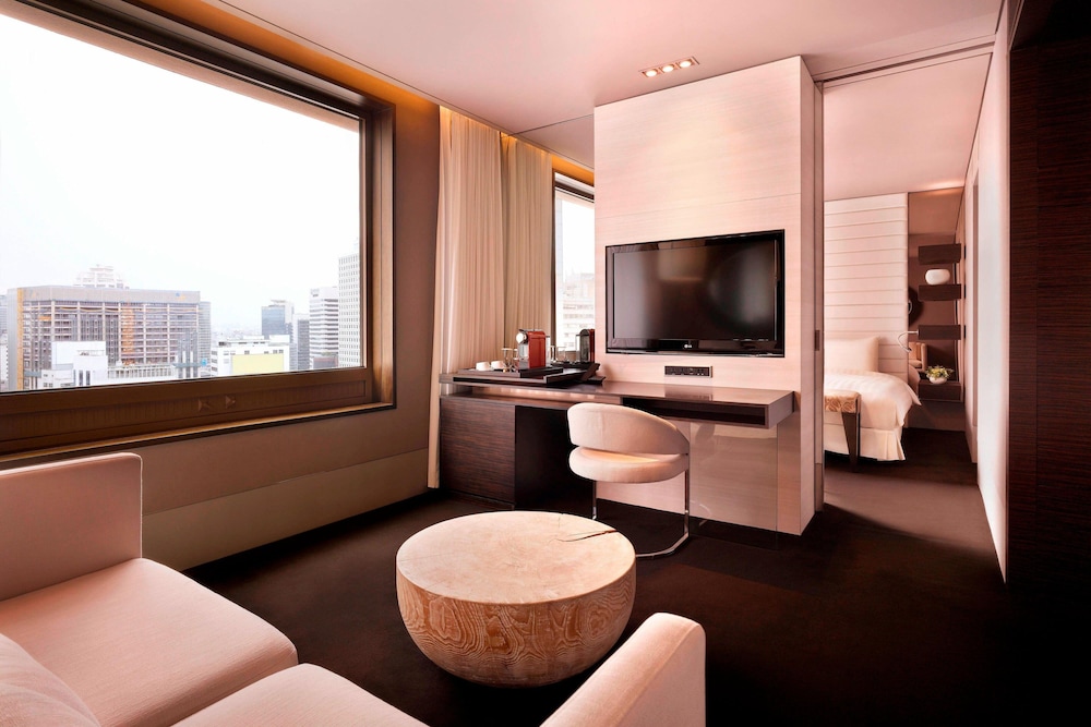 THE PLAZA SEOUL, AUTOGRAPH COLLECTION 36/47
