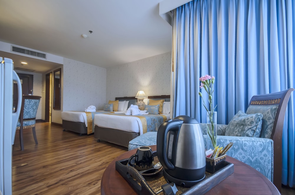 Prince Palace Hotel 27/70