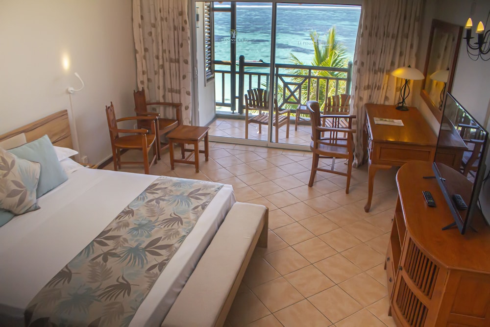 Le Peninsula Bay Beach Resort & Spa 5/50