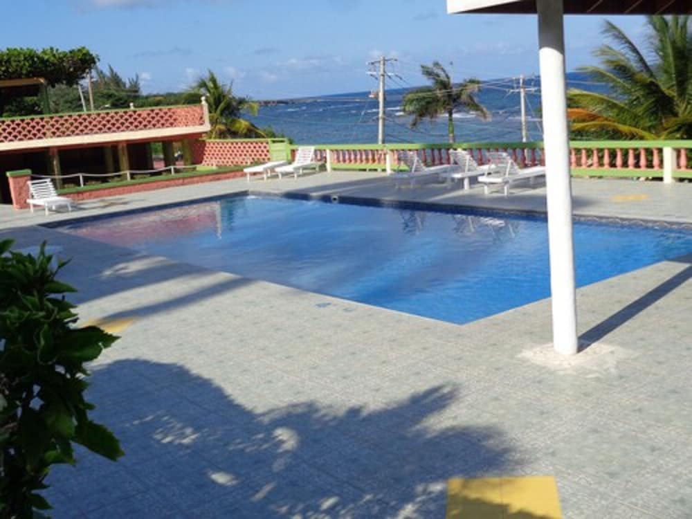 Casa Maria Hotel 9/50