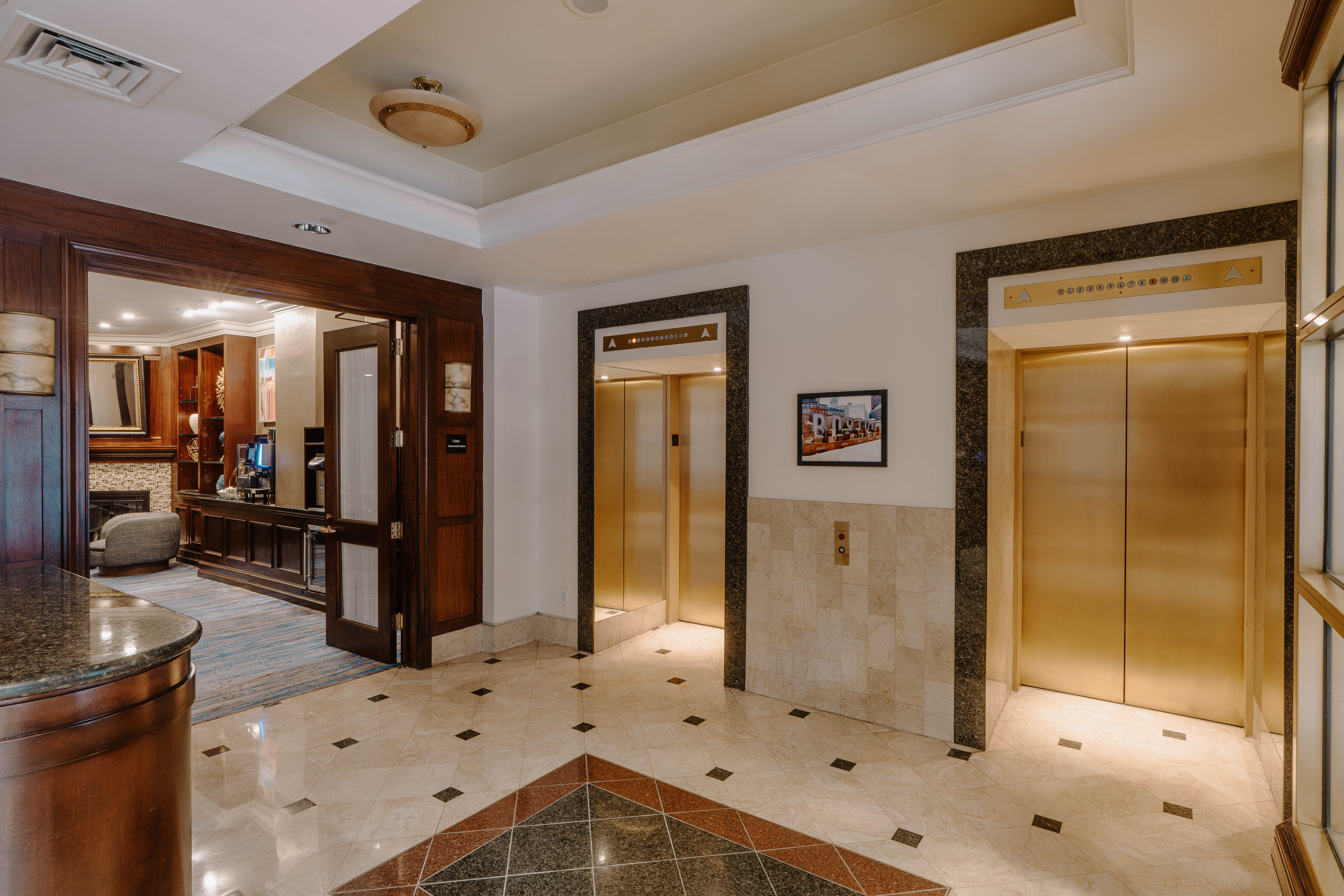 Club Quarters Hotel In Boston 9/25