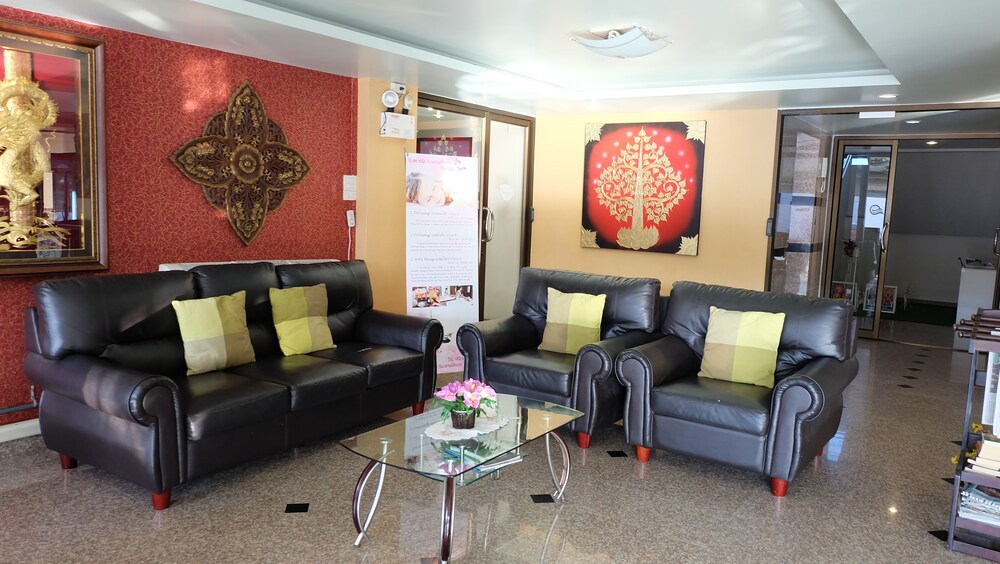 Miloft Suvarnabhumi Airport Hotel 40/50