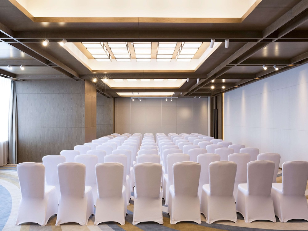 Novotel Rizhao Suning 70/73