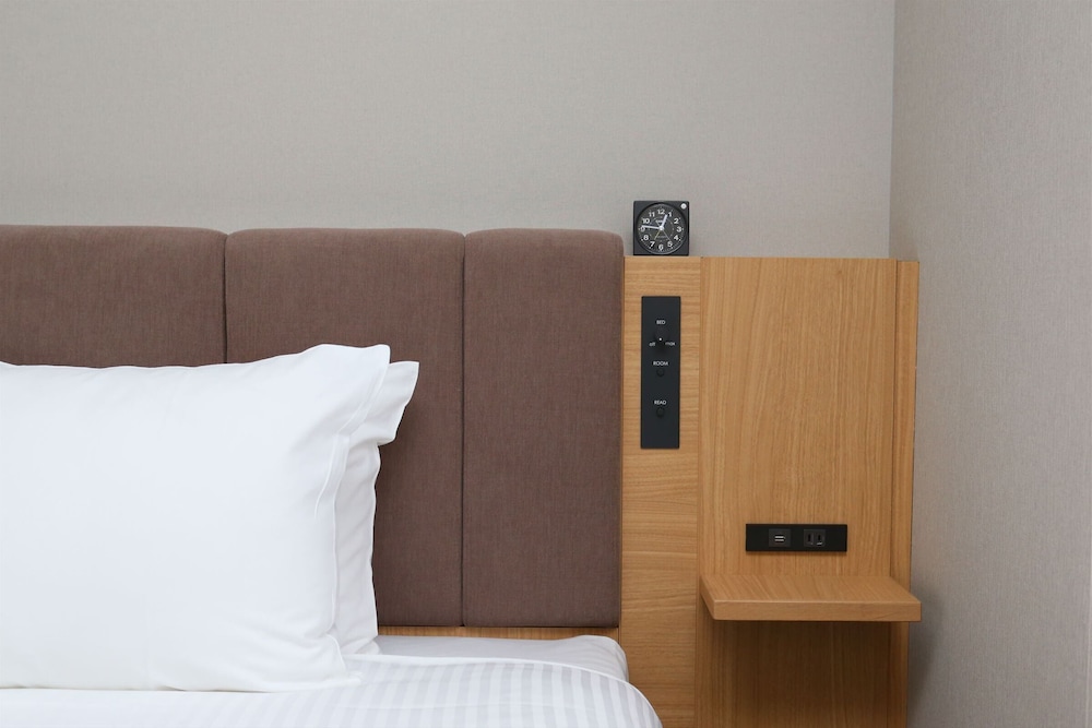 Almont Inn Shonan-Fujisawa 32/54