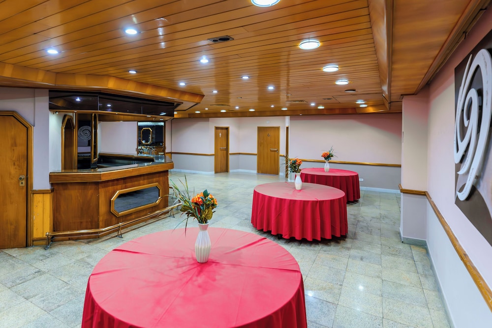 Hotel Pan Americano 8/50