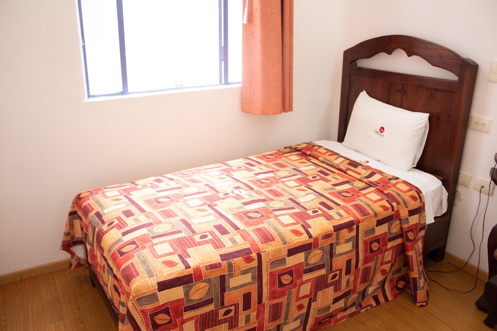 Hotel La Alhondiga 16/58