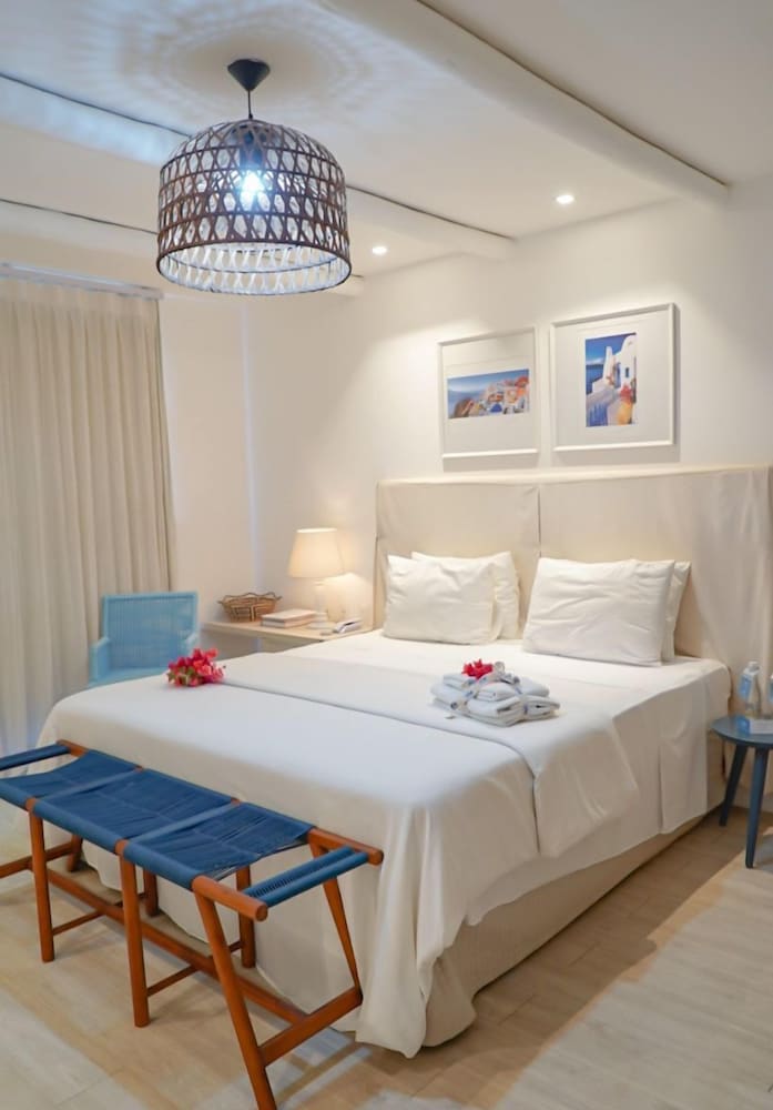 La Plage Hotel Boutique 6/24