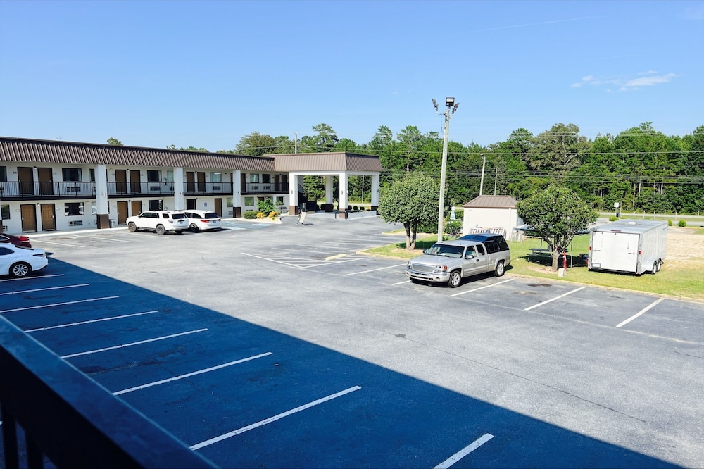 Western Motel, Thomasville 51/56