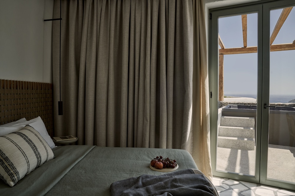 Archipelagos All Suites 17/50