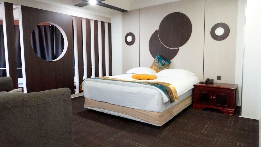 Zolo Hotel 5/38