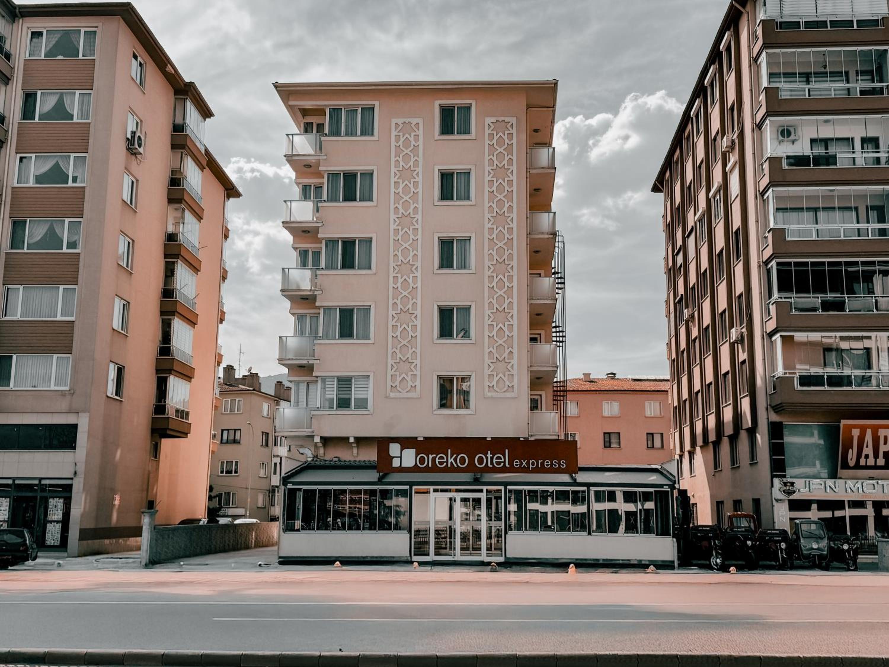 Oreko Otel 26/29