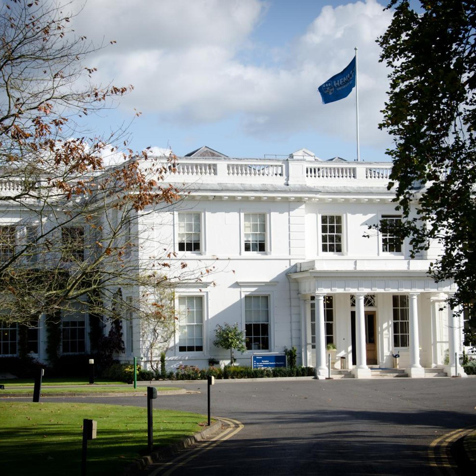 Greenlands Hotel 3/58