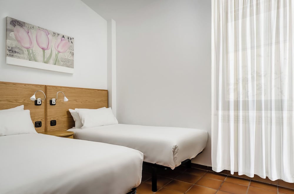APARTAMENTS PRAT DE LES MOLLERES 8/31