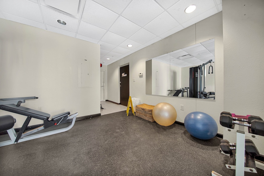 Peninsula Island Resort Spa All Suites 26/66