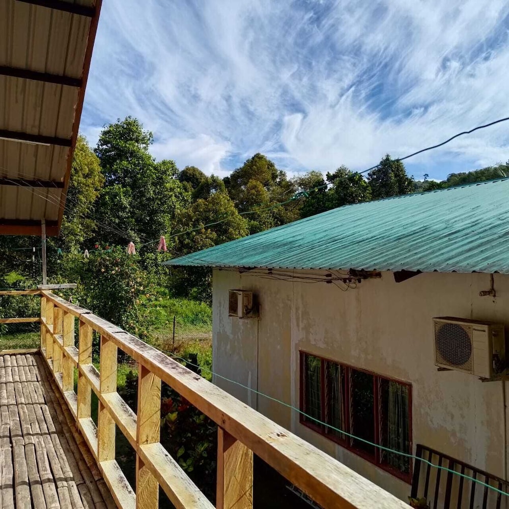 Kinabalu Poring Vacation Lodge 7/60