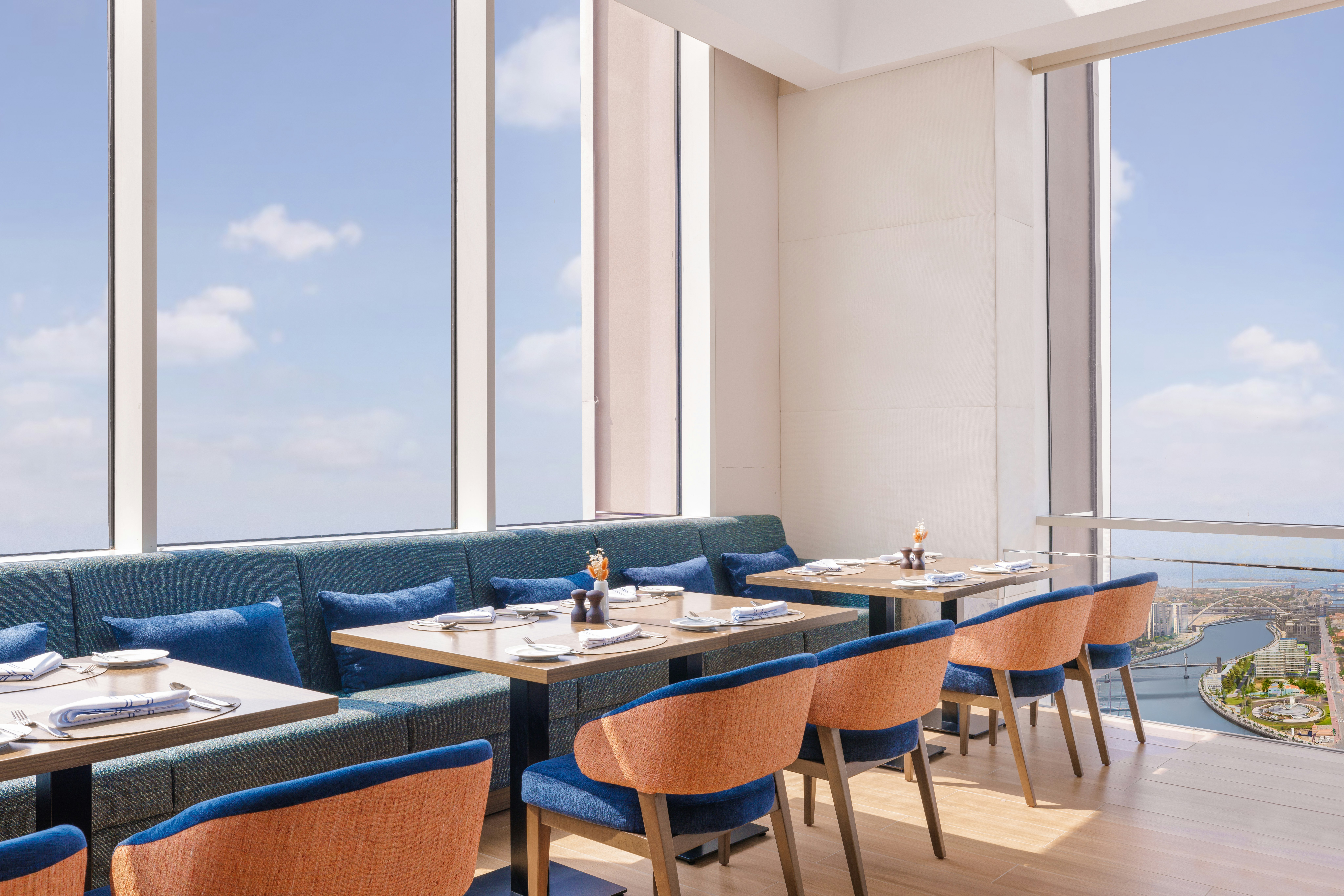 restaurant cafeteria