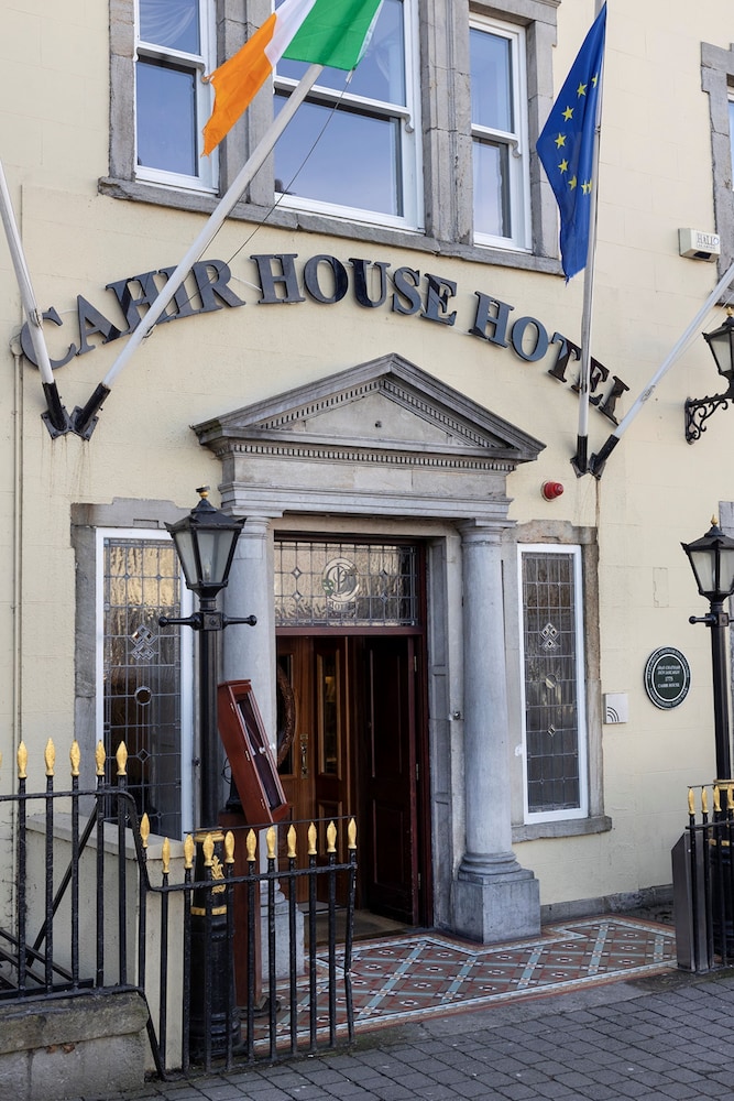CAHIR HOUSE HOTEL 31/54