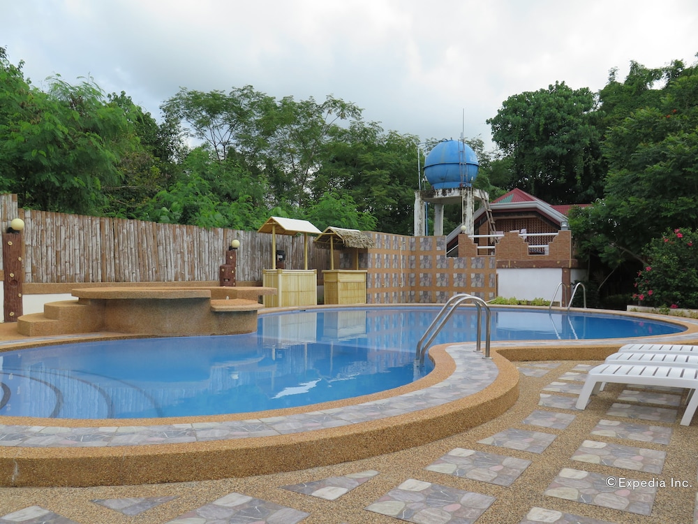 Alona Hidden Dream Resort by SMS Hospitality 47/50