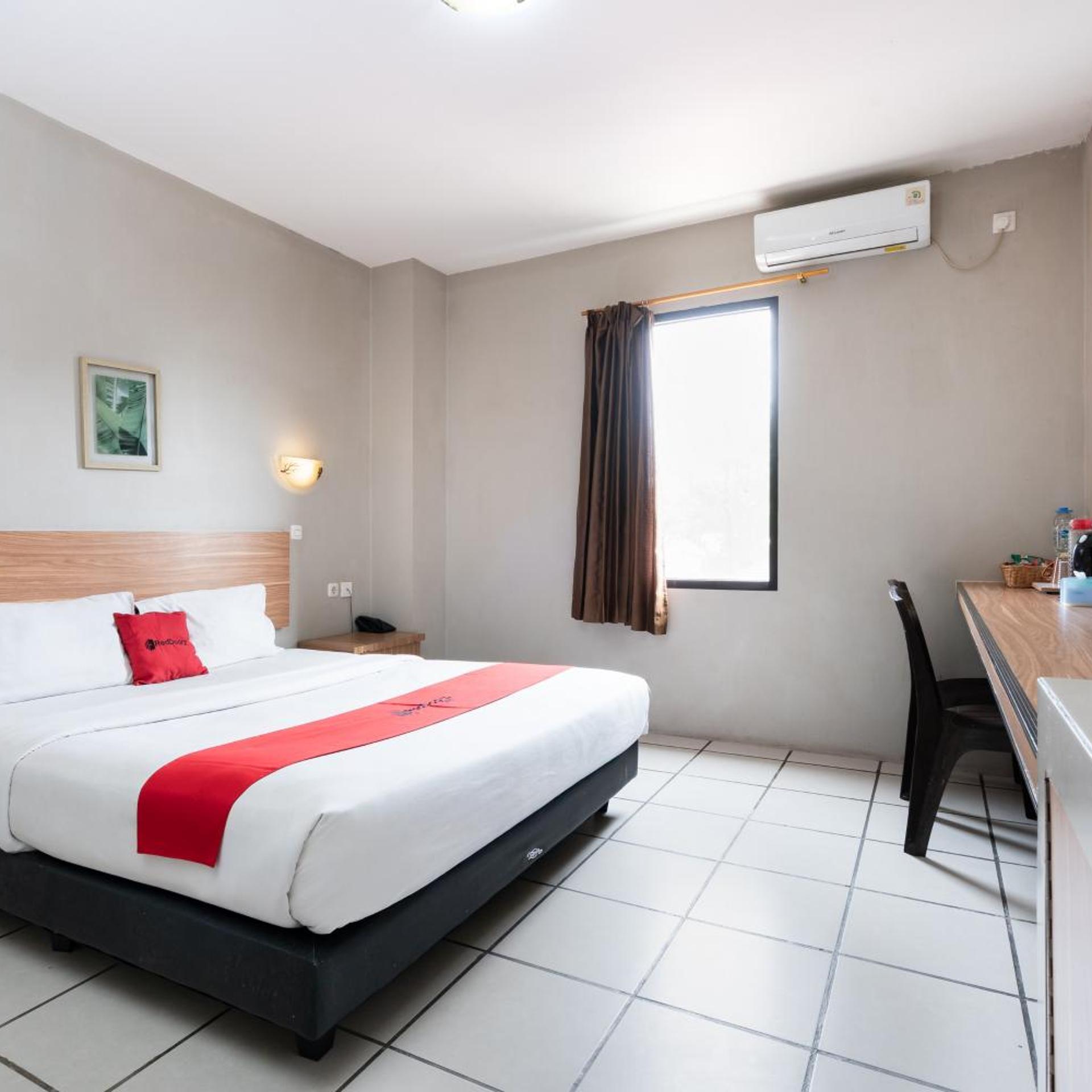 Urbanview Hotel Ulin Samarinda 16/36