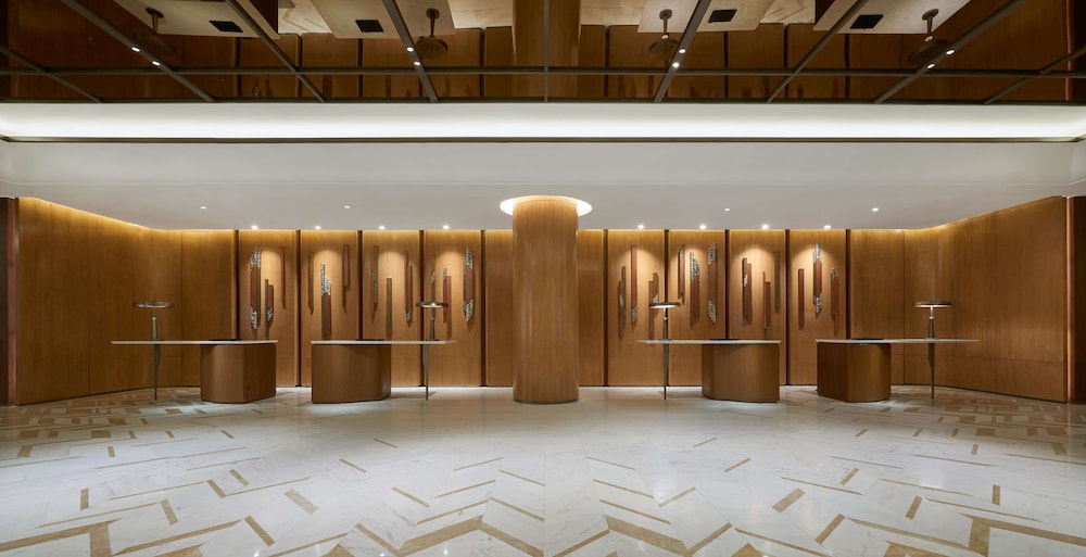 GRAND HYATT JAKARTA 35/77