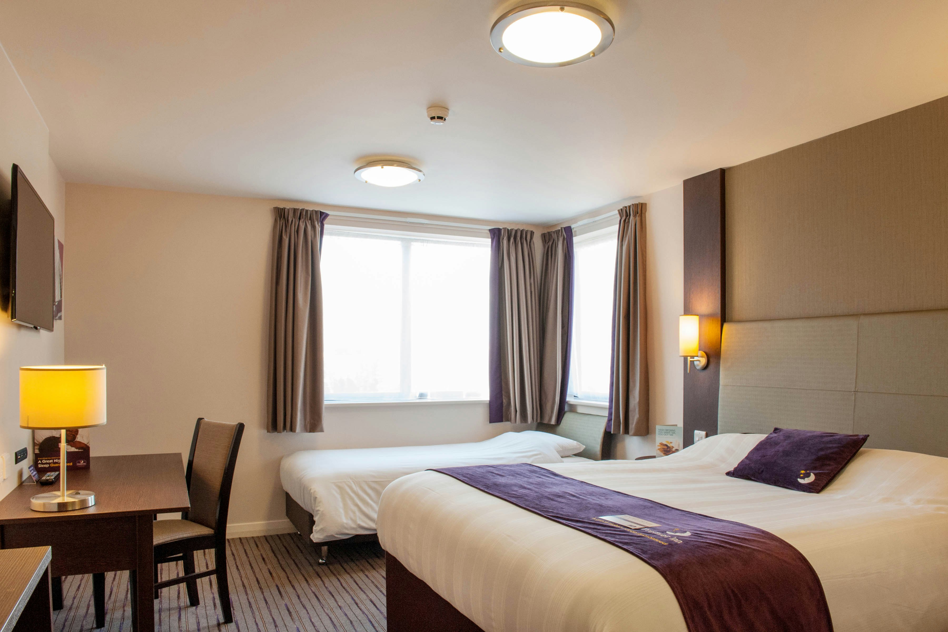 Premier Inn Trowbridge 17/39