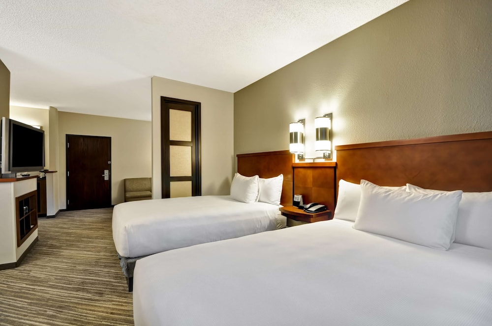 Hyatt Place Tampa Airport/Westshore 19/78