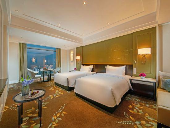 Business, Panorama, 2 Beds, City View