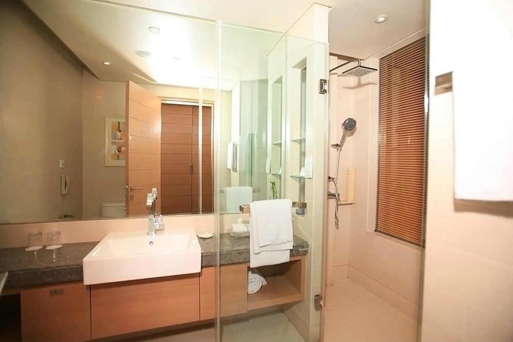 Holiday Inn Tianjin Riverside 22/79