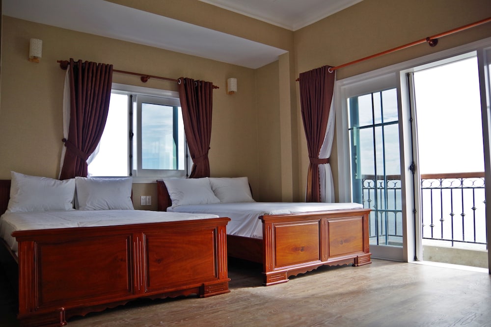 Ngoc Chau Hotel 36/60