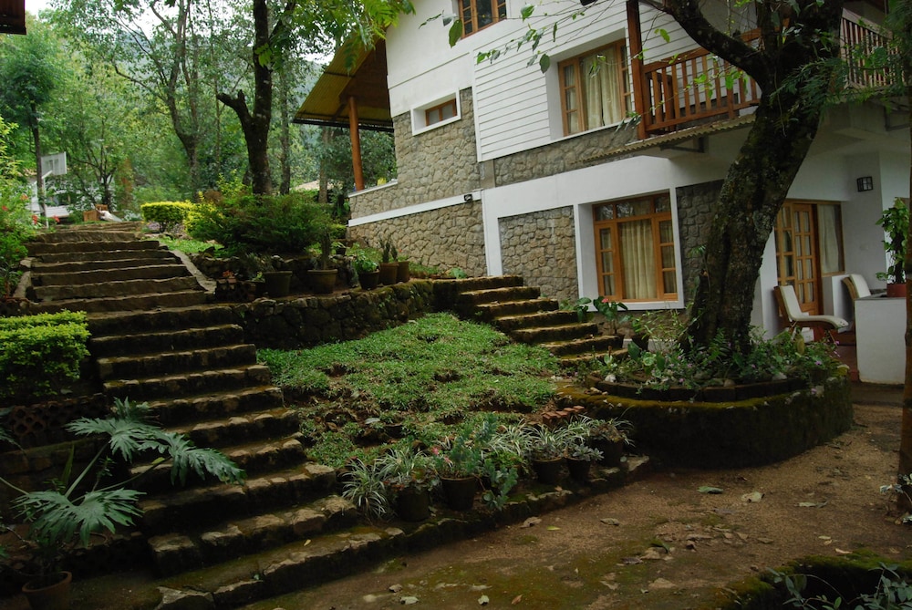 The Windermere Estate 26/47
