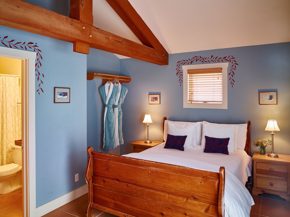 The Alpine House Lodge & Cottages 22/45