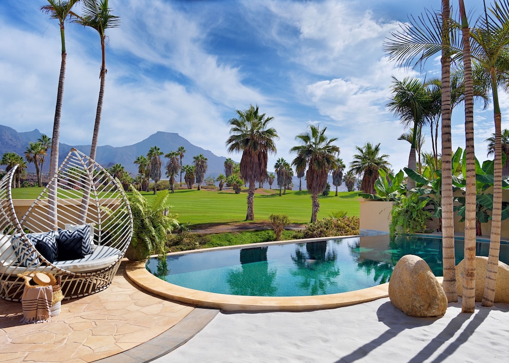 Royal River Luxury Hotel (Adults Only +16) 64/75