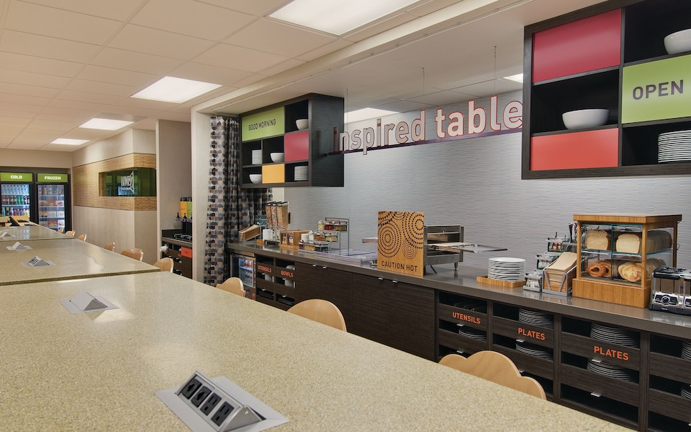 Home2 Suites by Hilton Alameda Oakland Airport 42/51