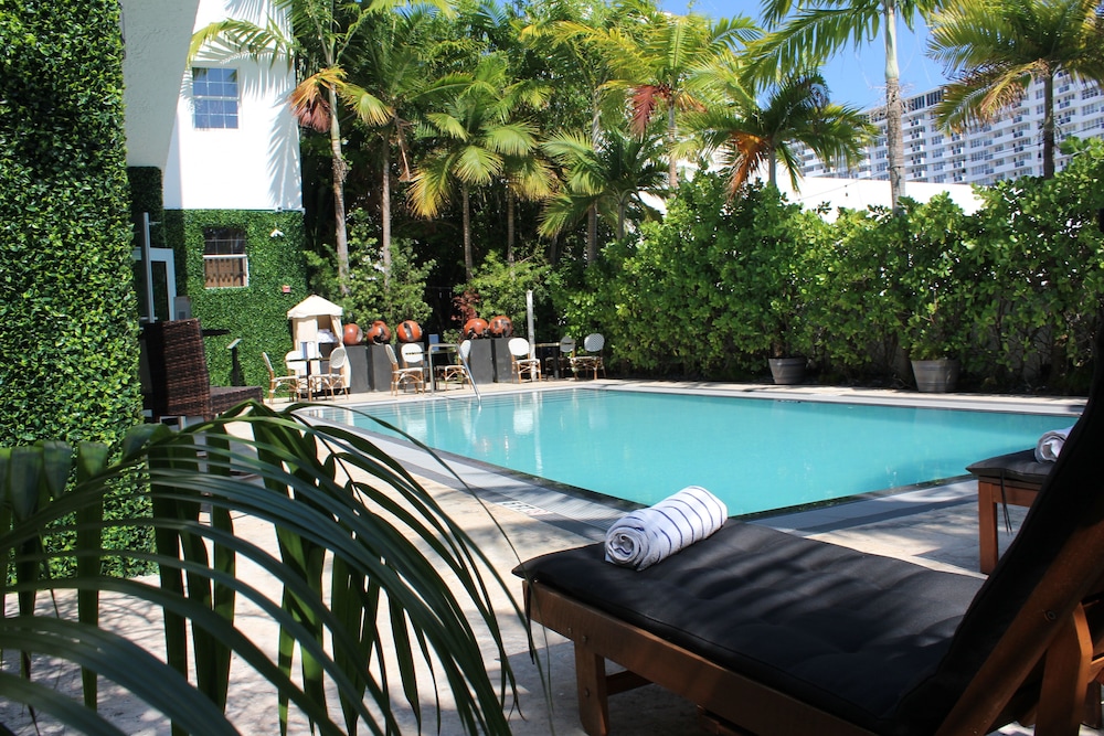 SAN JUAN HOTEL in MIAMI BEACH - FL