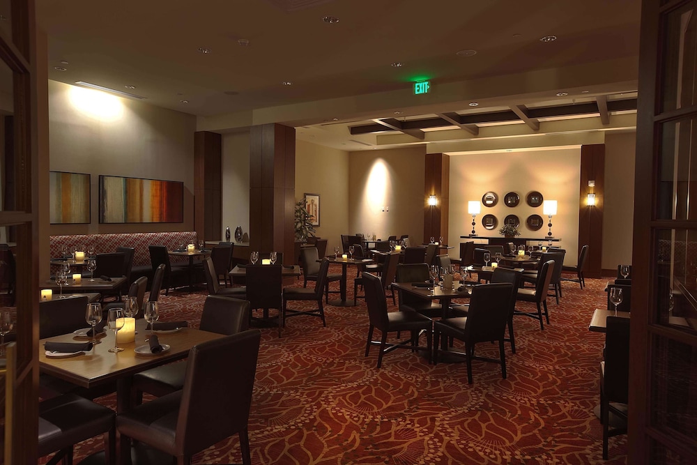 Embassy Suites Palmdale 51/63